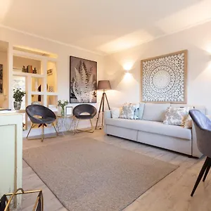 Beachome4u3 Apartment Carcavelos (Lisbon)