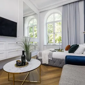 Apartment Louvre - Loftaffair, Krakow